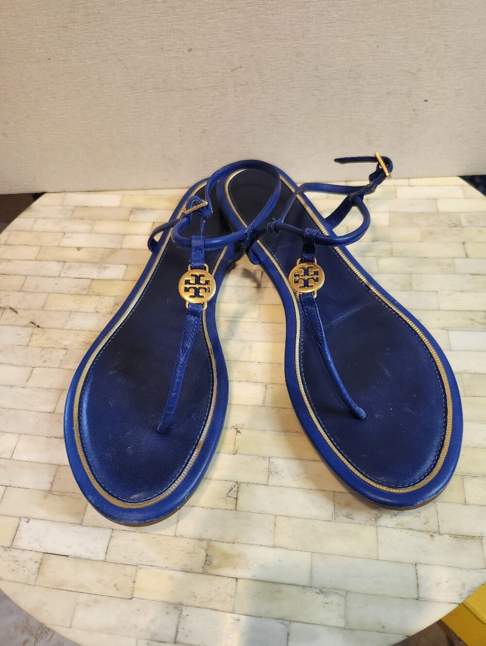 Tory Burch Emmy Flat Sandals size 11